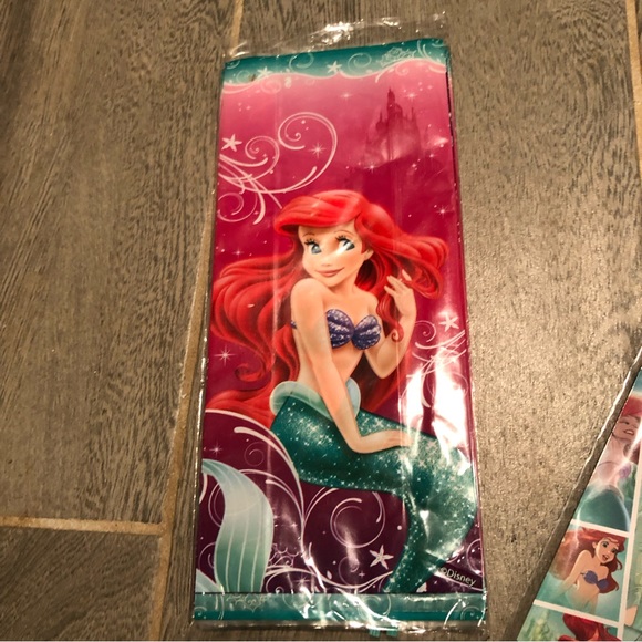 Disney Little Mermaid birthday party invites, thank you cards and treat bags - Picture 2 of 6
